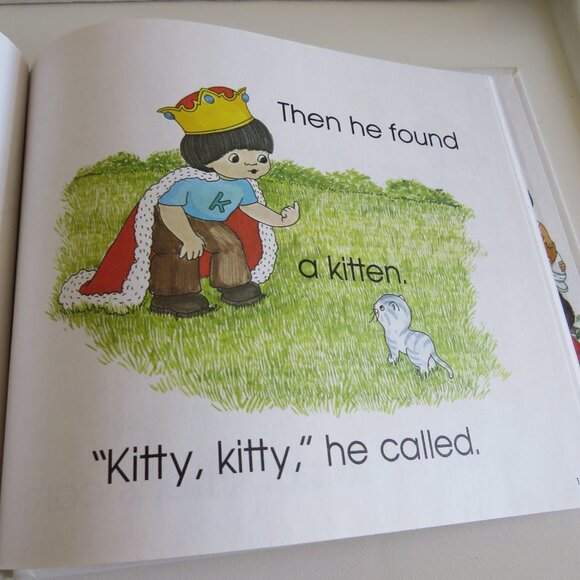 My "k" Book My First Steps To Reading WHITE BOOK Hardcover Alphabet Series - Picture 3 of 12